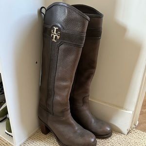 Tory Burch knee high brown boots size 9.5, runs large and fits 10 comfortably
